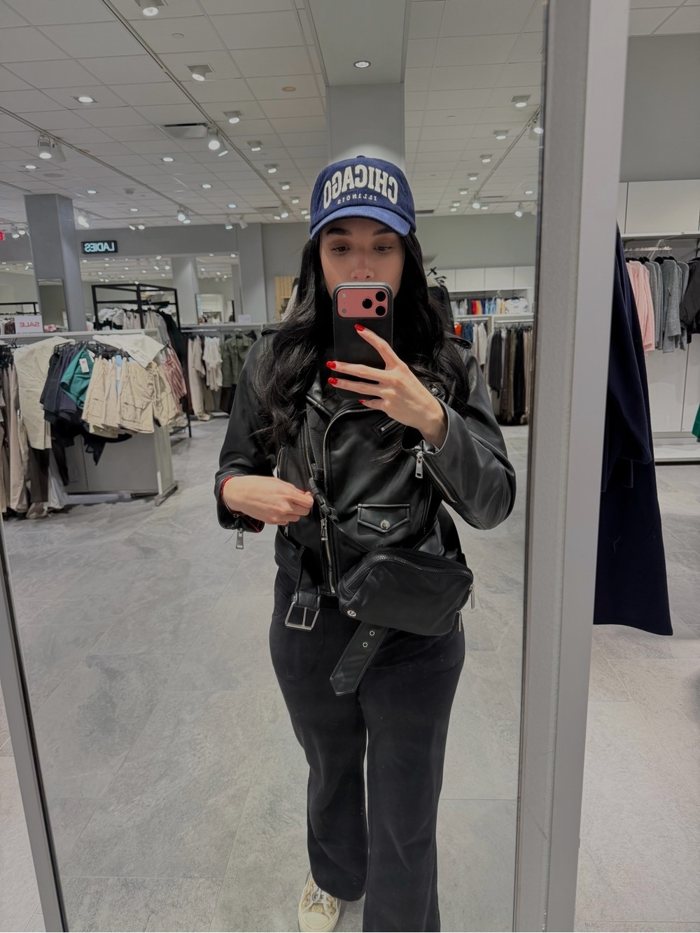Chicago Embroidered Baseball Cap - Navy